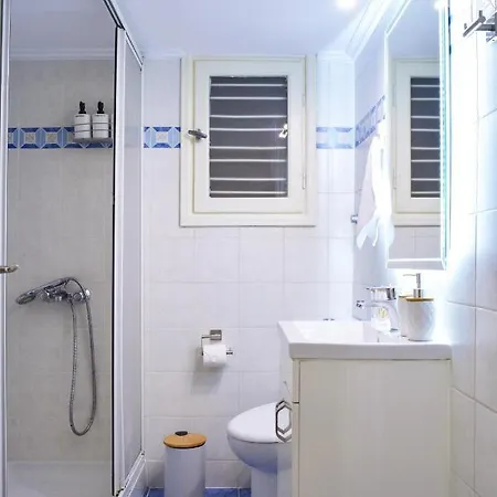 Apartment Your Comfy In Acropolis Area *