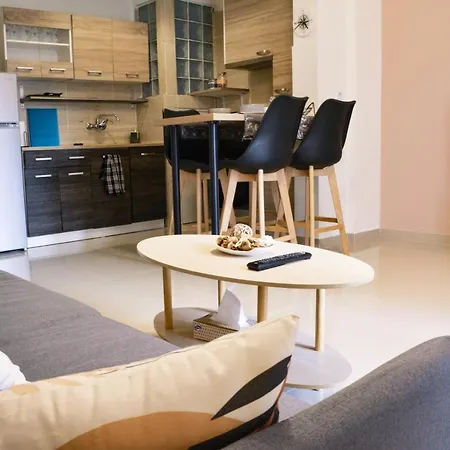 Apartment Your Comfy In Acropolis Area *