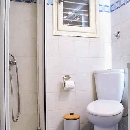 Your Comfy In Acropolis Area