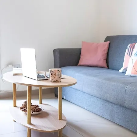 Your Comfy In Acropolis Area Apartment *
